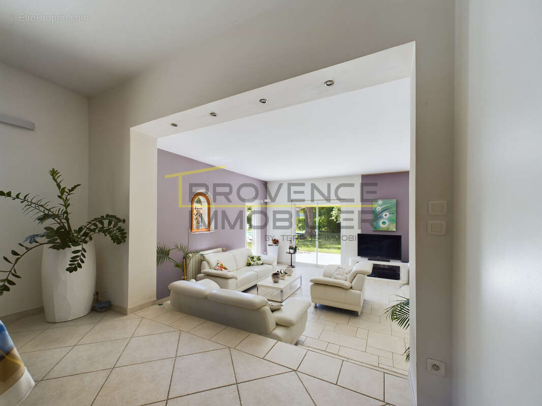 Grande maison avec 7 chambres à vendre à Montélimar - photo 7