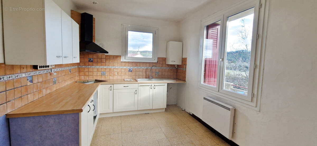 Maison à SAINT-MARTIN-DE-VALGALGUES