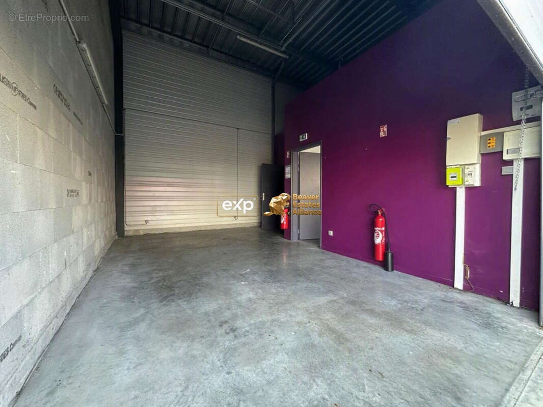 Commerce 40 m² à Tresses  - photo 3