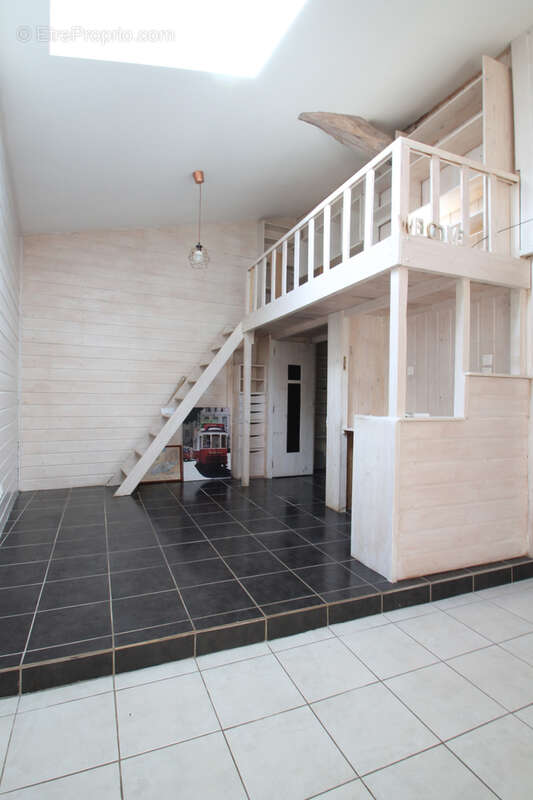 Maison à MESNAC