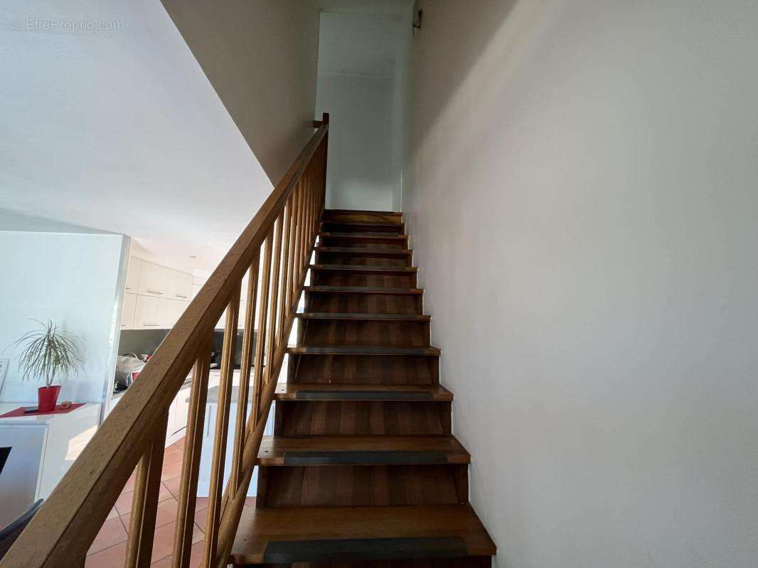 Maison à LA LONDE-LES-MAURES