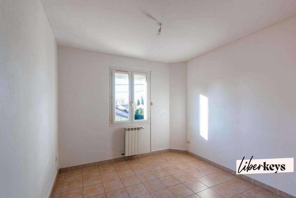 Maison à PELISSANNE