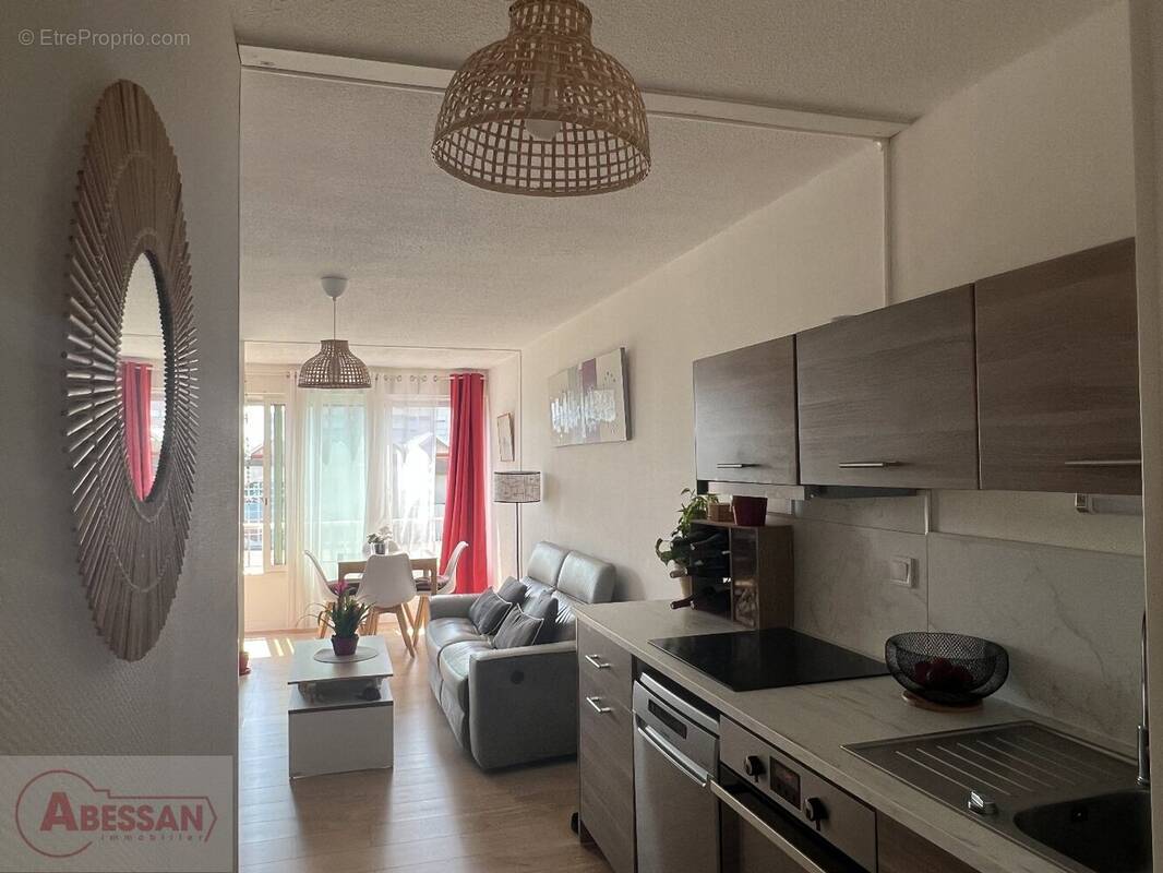 Appartement à CANDILLARGUES
