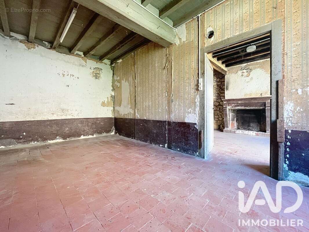 Maison 33 m² à Mailly-La-Ville  - photo 9