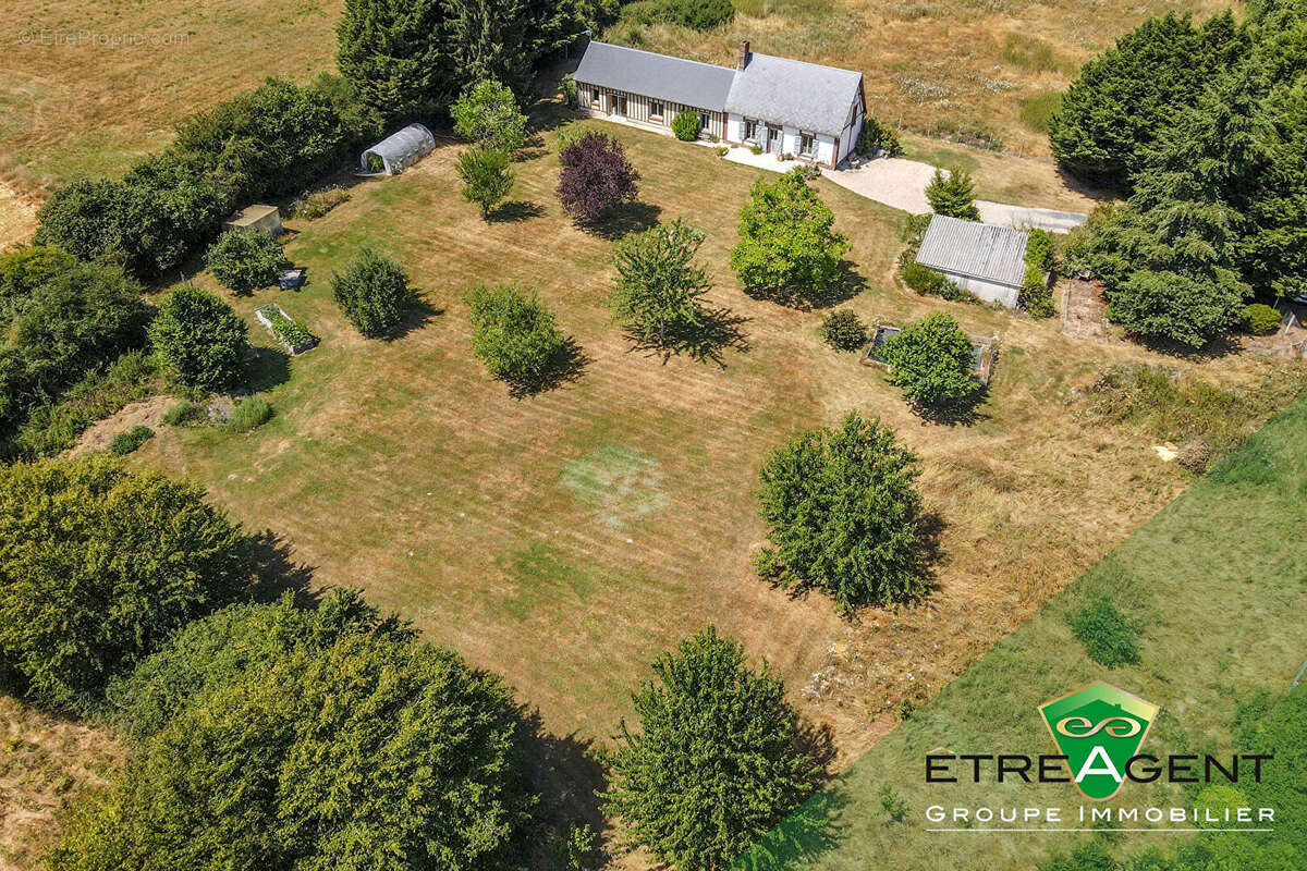 Maison LE LESME - 102 m² - 2 chambres - photo 13
