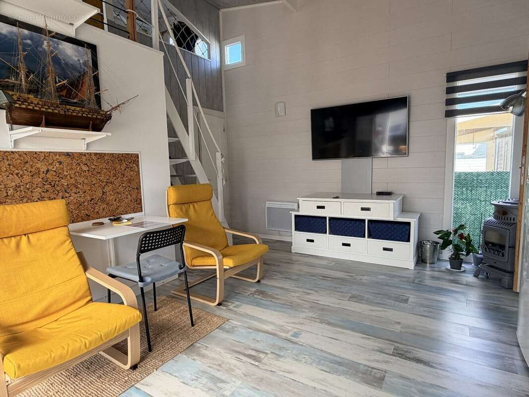 Maison à HERMANVILLE-SUR-MER