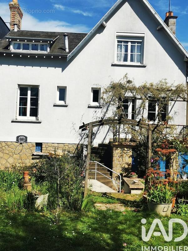 Photo 1 - Maison à CONNERRE