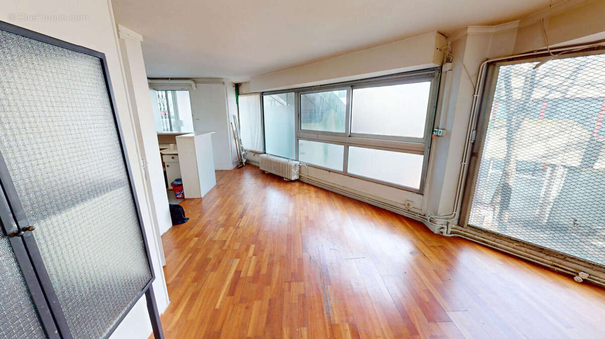 Commerce à IVRY-SUR-SEINE