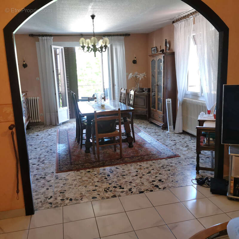 Maison à SEVREY