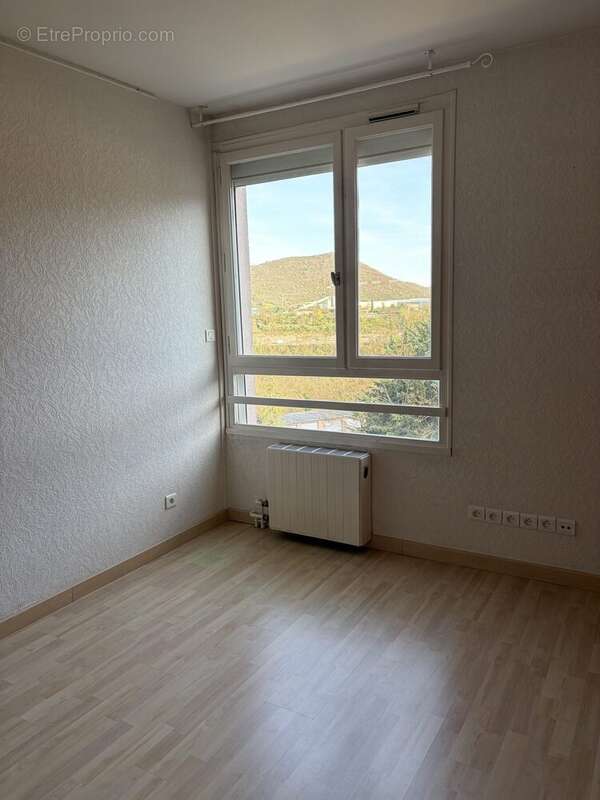 Appartement à PRIVAS