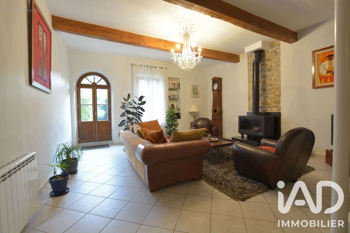 Maison 141 m² à Ginestas  - photo 6