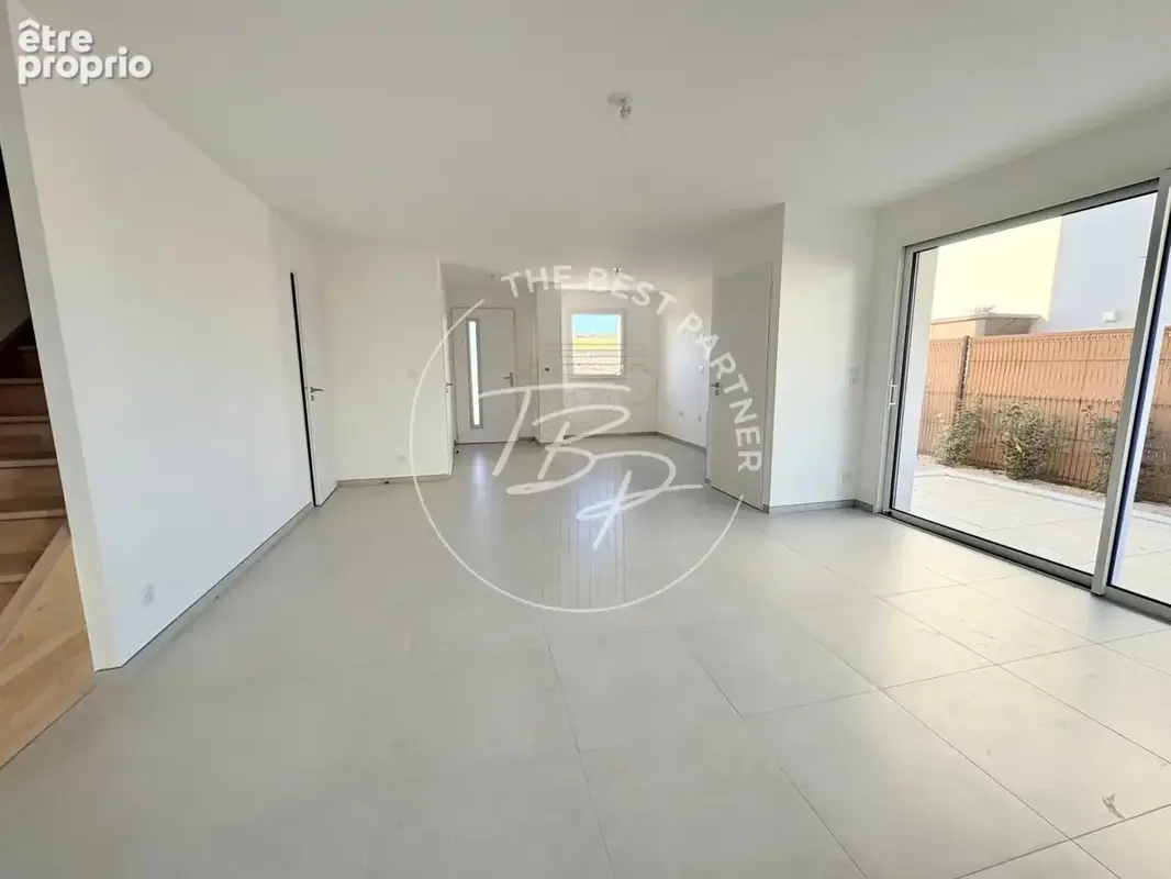Maison neuve à vendre 309900 EUR avec 3 chambres à Sauvian - photo 2