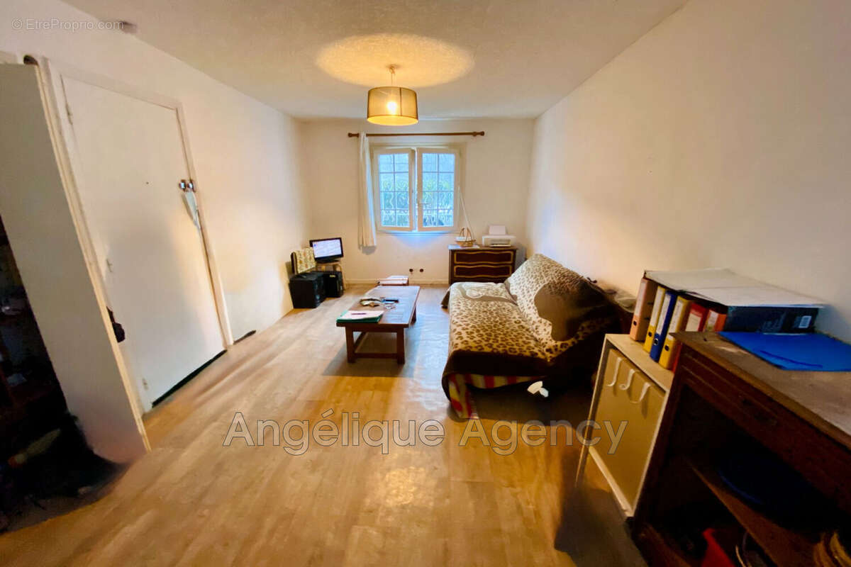 Appartement à VENCE