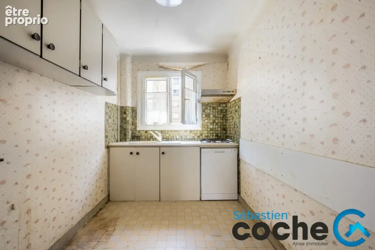 Exclusivité de 81m2 Place Jean Macé Lyon 7 - Possibilité Garage - photo 5