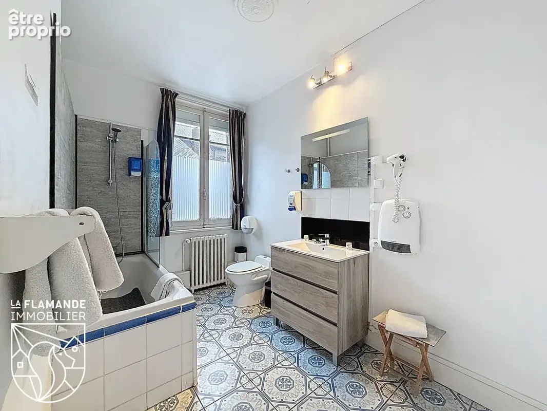 Cassel   murs commerciaux de l’hôtel foch   hôtel, restaurant et logement - photo 11