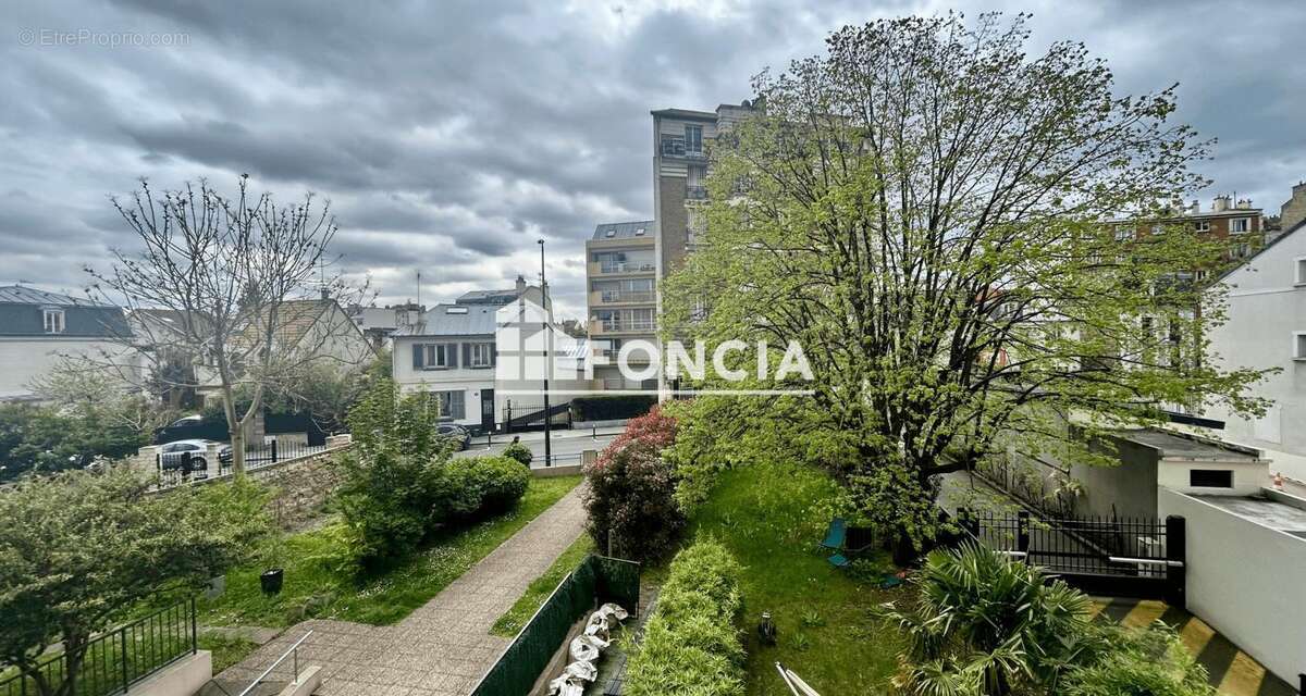 Appartement à COLOMBES