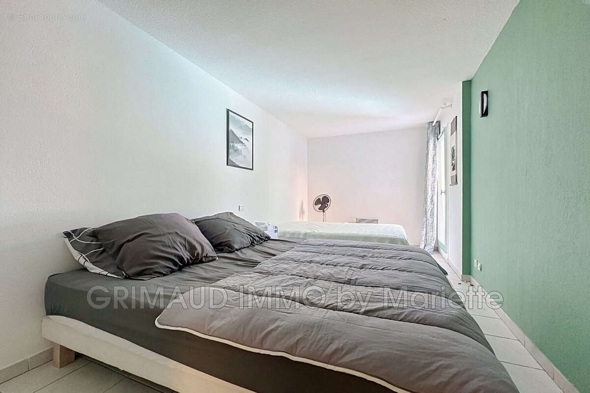 Appartement à GRIMAUD