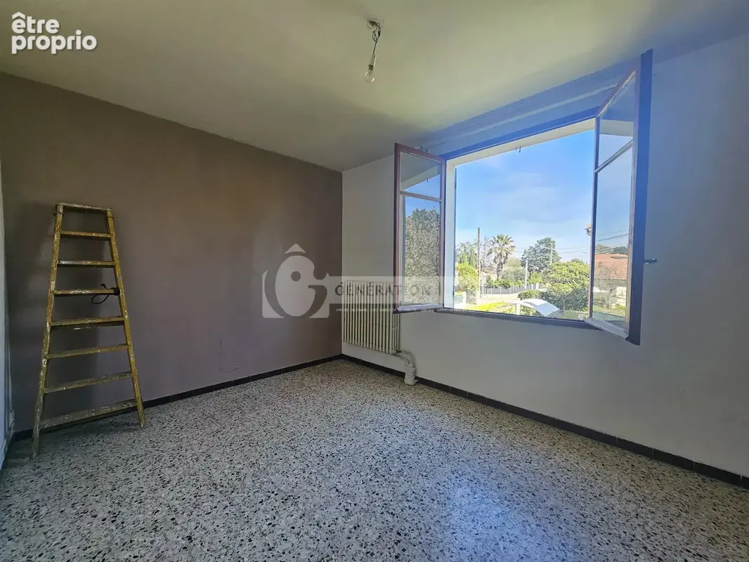 RAPHÈLE LES ARLES - Maison familiale de 226 m2 A - photo 14