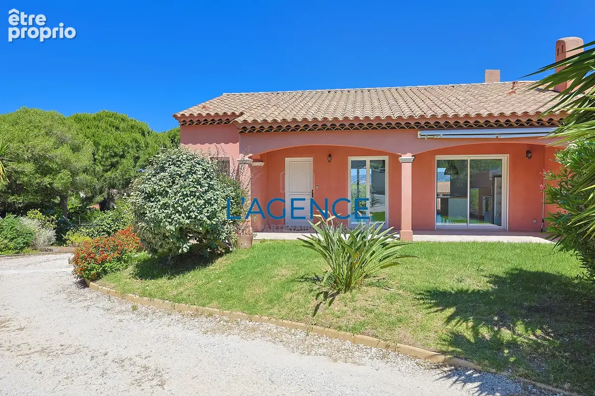Maison à HYERES