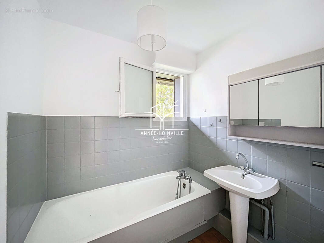 Appartement à BLONVILLE-SUR-MER