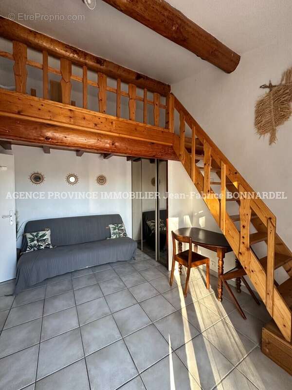 Maison à REAUVILLE