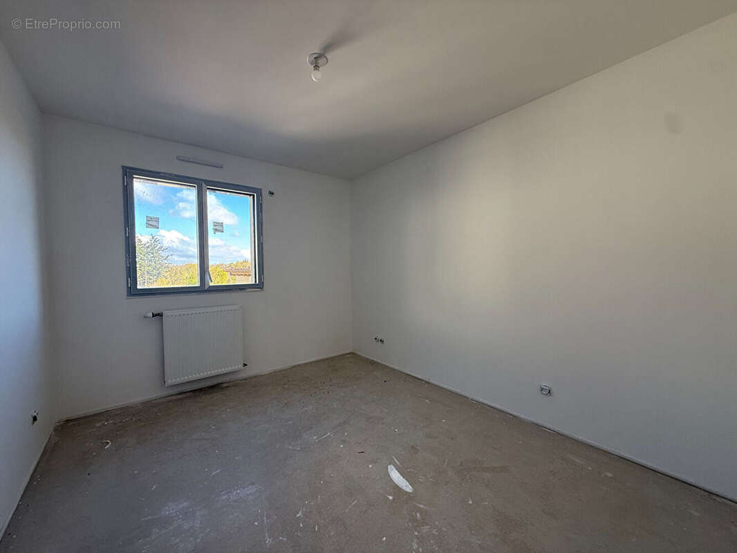 Appartement à BONNEFAMILLE