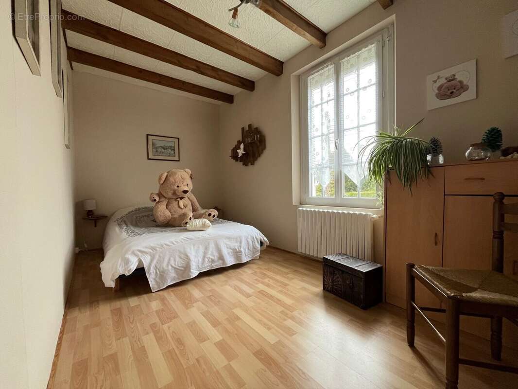 Maison 123 m² à Les Ulmes  - photo 8