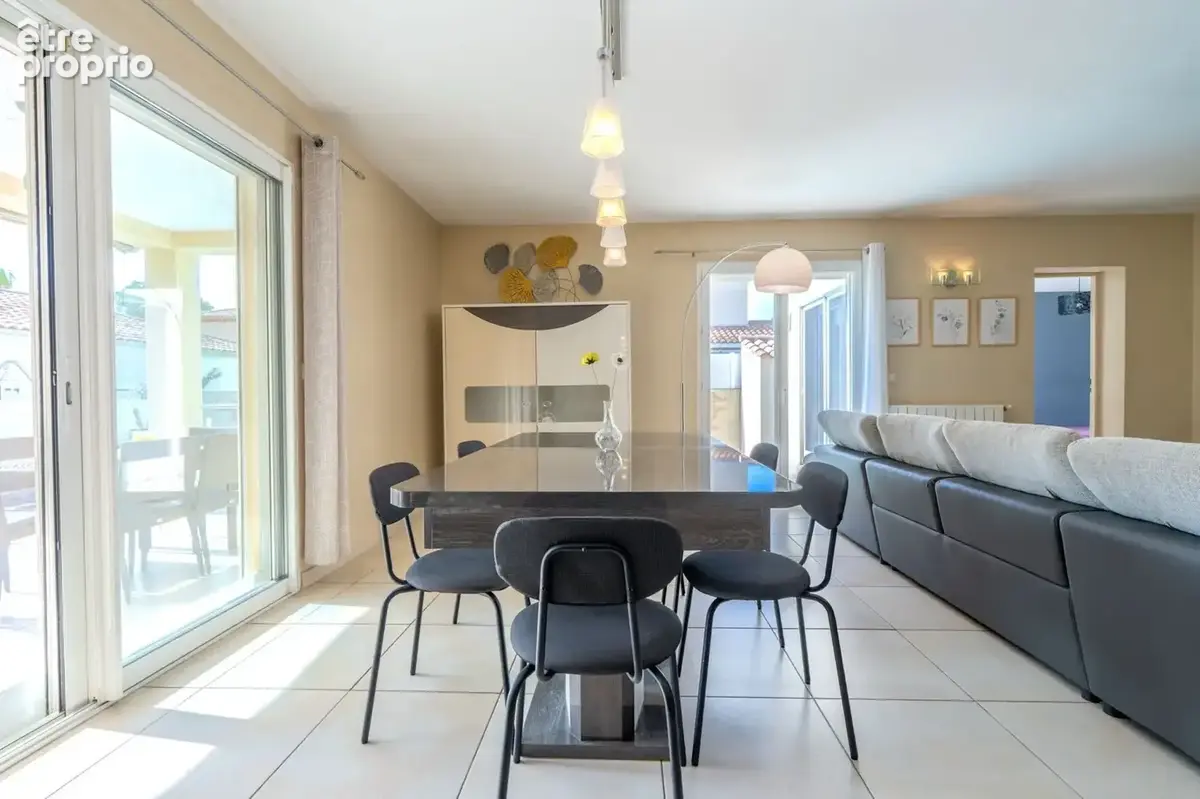 Maison 6 pièces 168 m² à vendre à Villeneuve-Les-Maguelone (34750) - photo 5