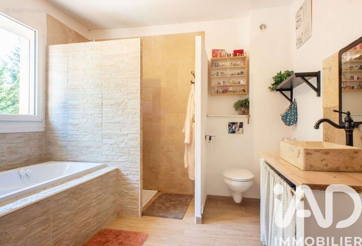 Photo 8 - Maison à SIX-FOURS-LES-PLAGES