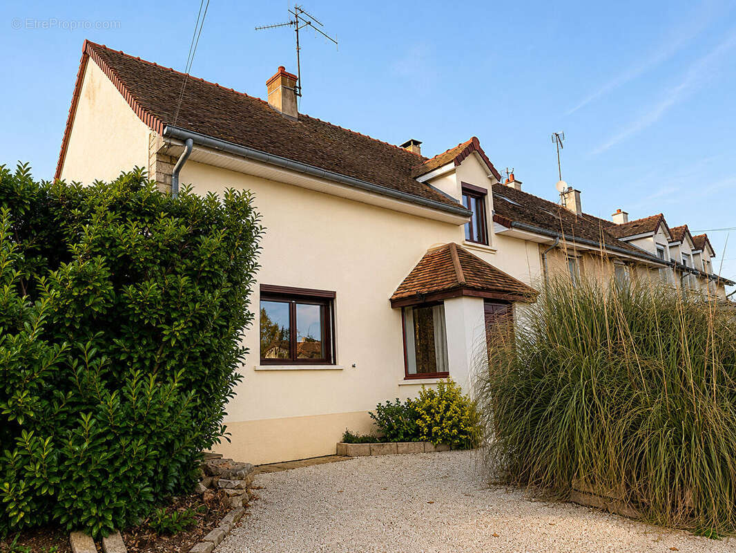 Maison à SAINT-REMY