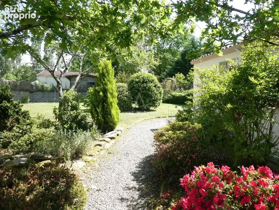Maison de village 5 pièces familiale avec grand terrain - photo 10