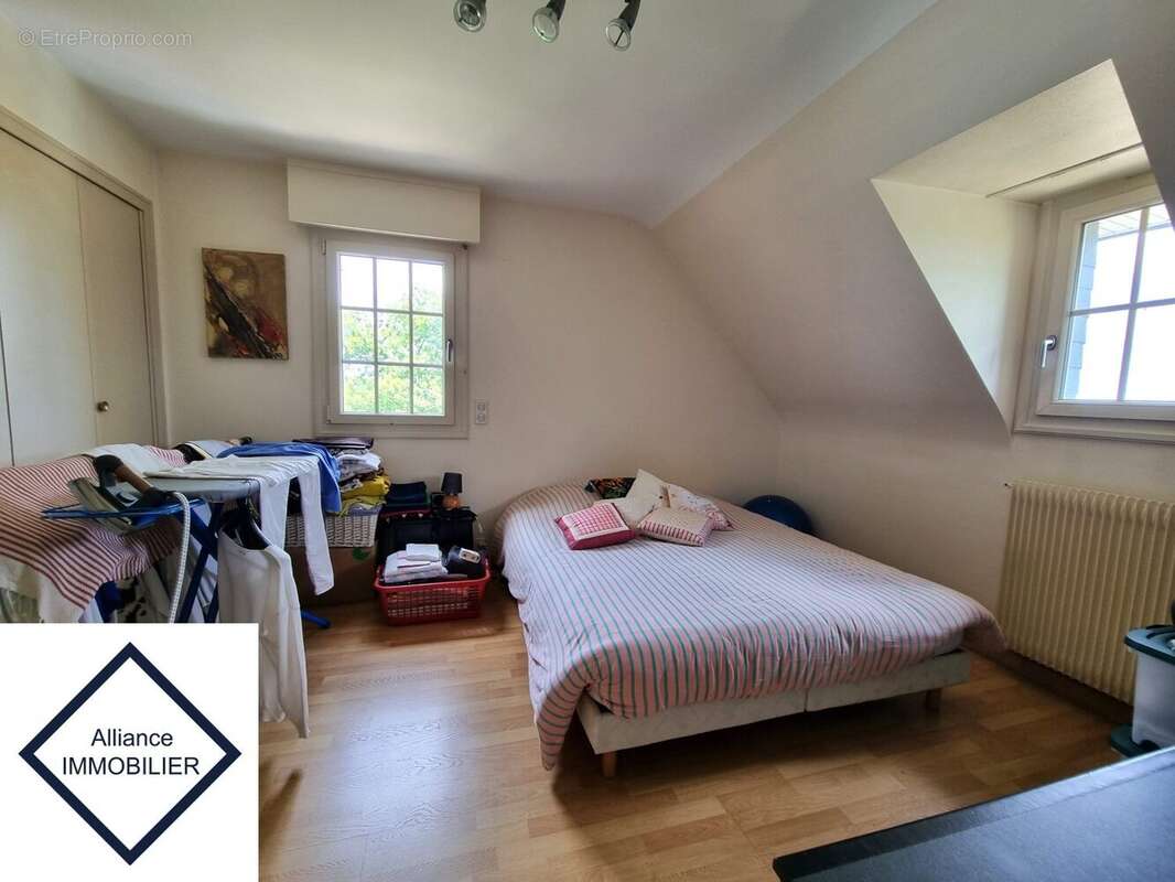 Maison à MONTAUBAN-DE-BRETAGNE