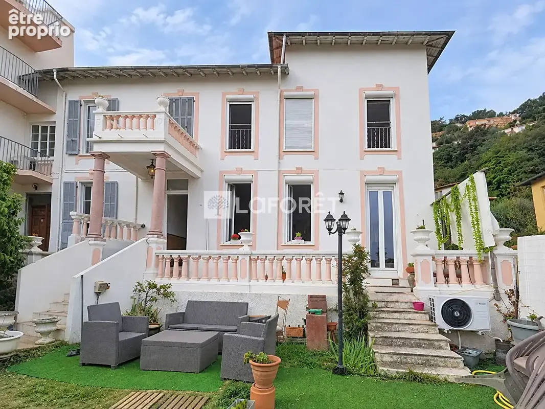Villa honorine - un appartement d'exception aux allures de villa au coeur de nice - photo 2