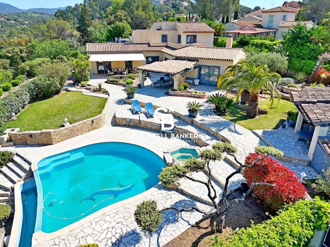 Maison à SAINT-RAPHAEL