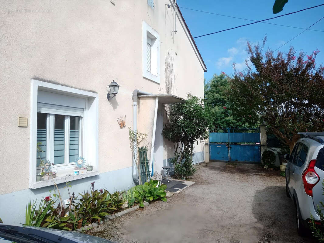 Rare à Coutras   Maison familiale 133 m2 avec potentiel locatif   Vente à terme libre - photo 15