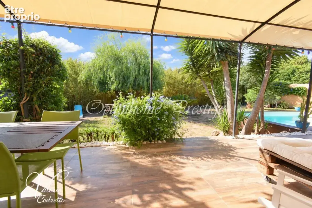 Villa de caractère avec piscine à Hyères Costebelle – Proche plage de l’Almanarre 83400 - photo 26