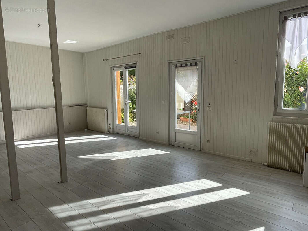 Maison Caudebec Les Elbeuf 4 pièce(s) 98.5 m2 - photo 5