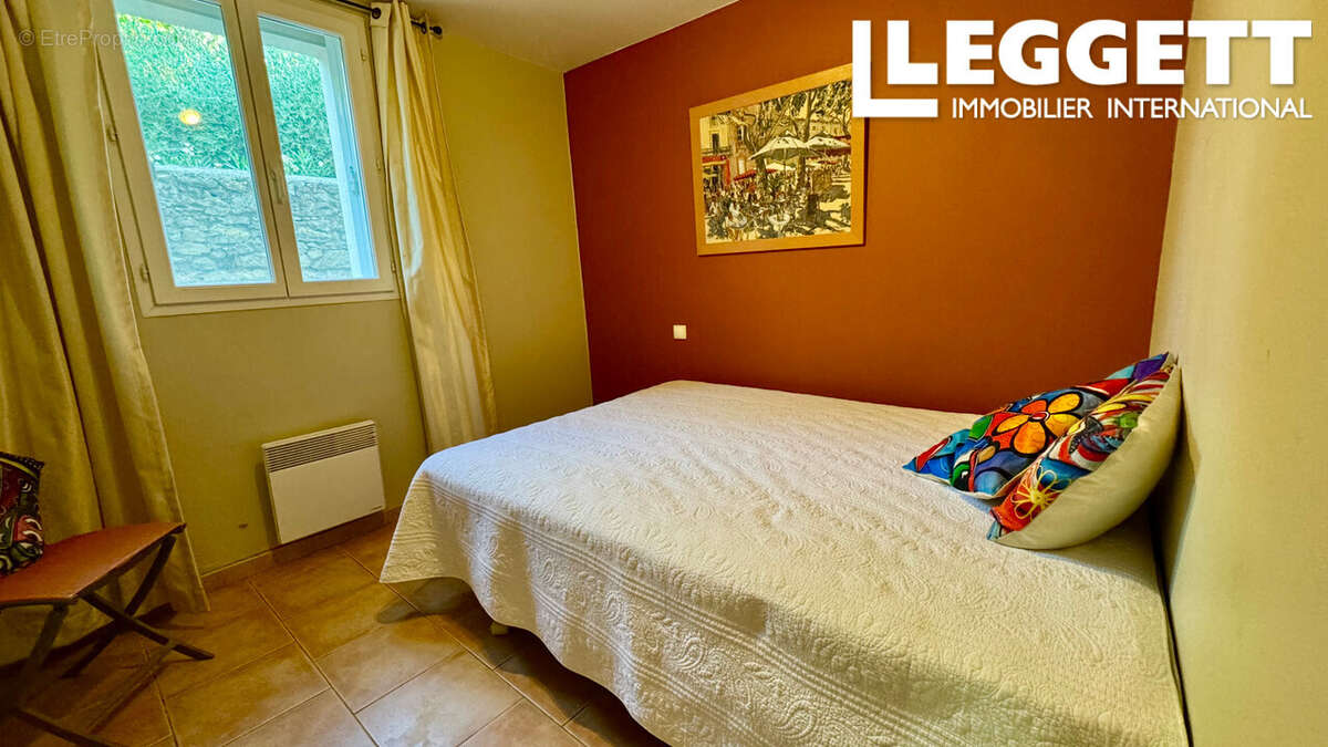 Appartement spacieux au rez-de-chaussée, de plain-pied, au bord du Canal . 3 chambres, garage, petit jardin - photo 8