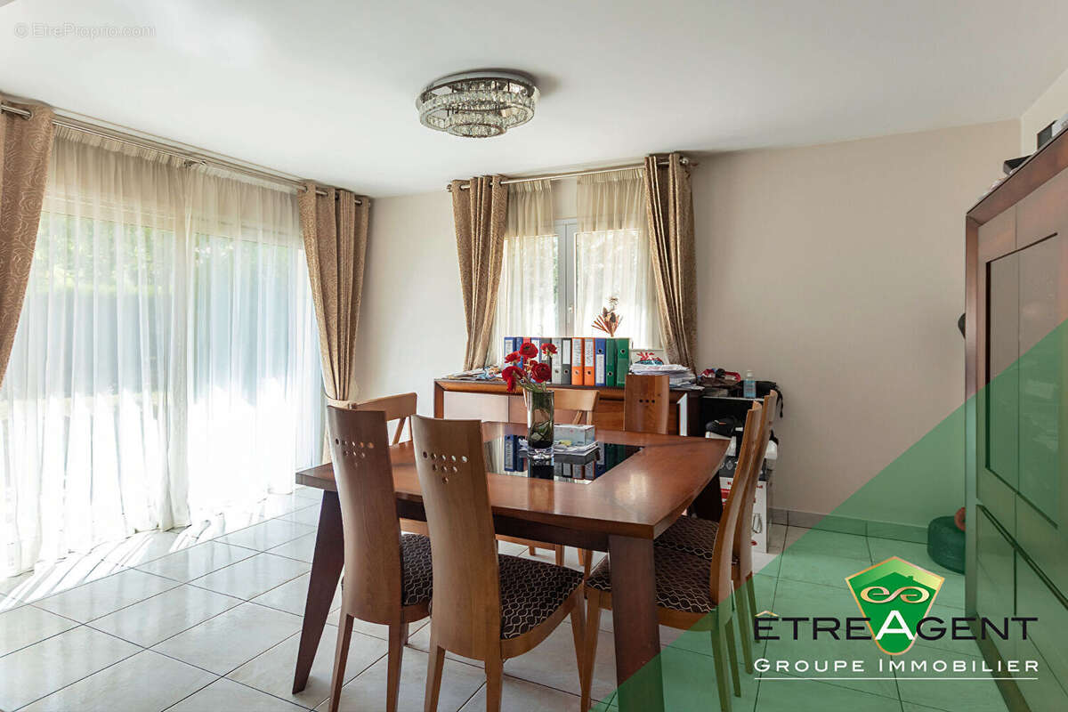 Maison CAEN - 206 m² - 6 chambres - photo 6