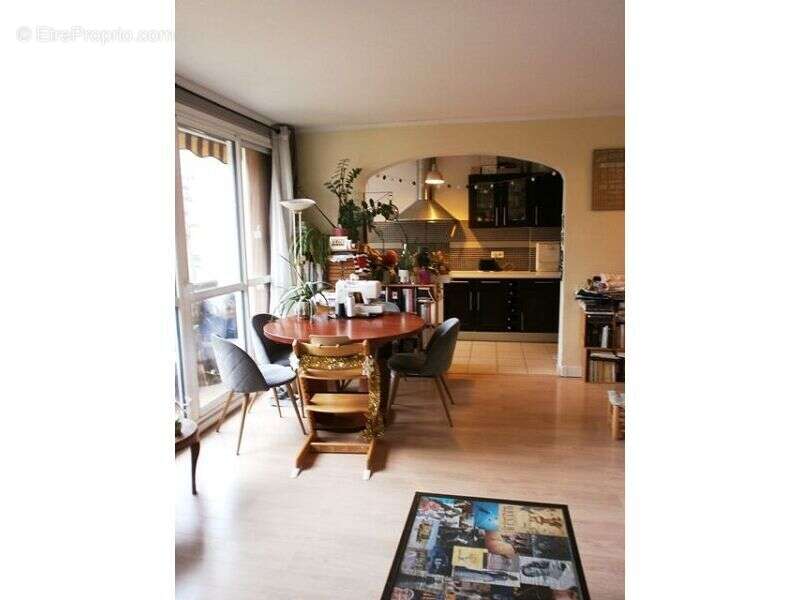 Appartement à LE PERREUX-SUR-MARNE