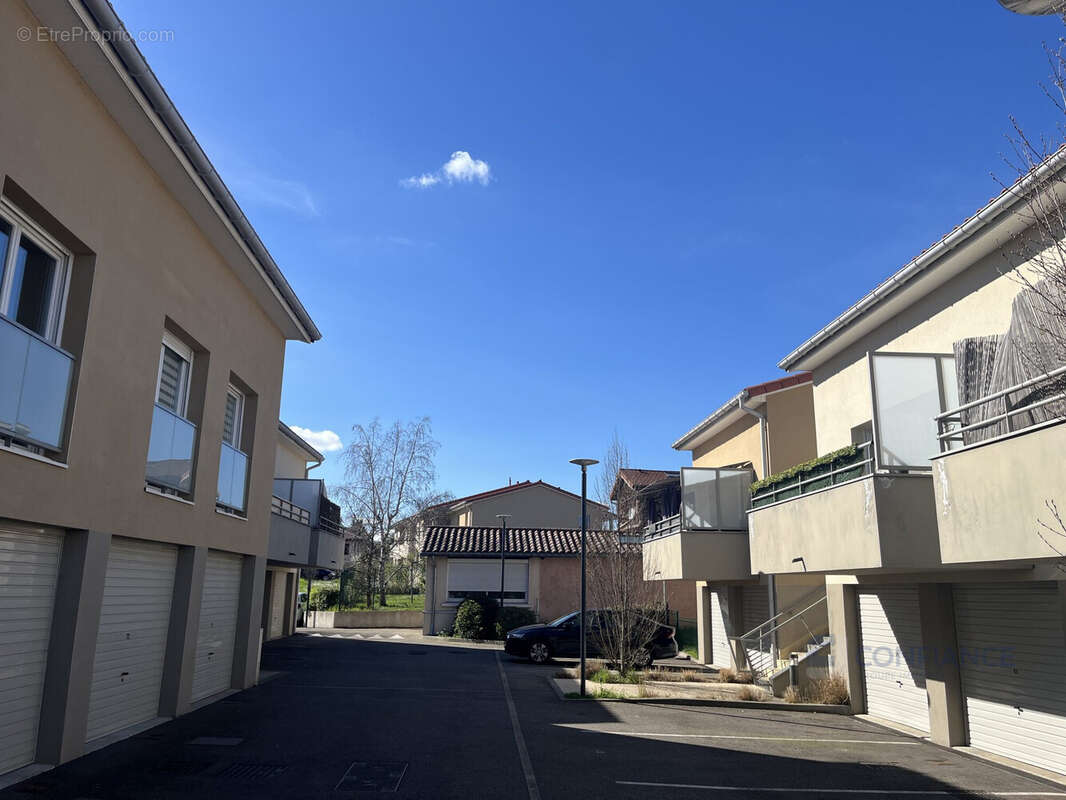 Appartement à CRAPONNE