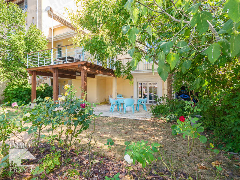 Maison à BOURG-EN-BRESSE