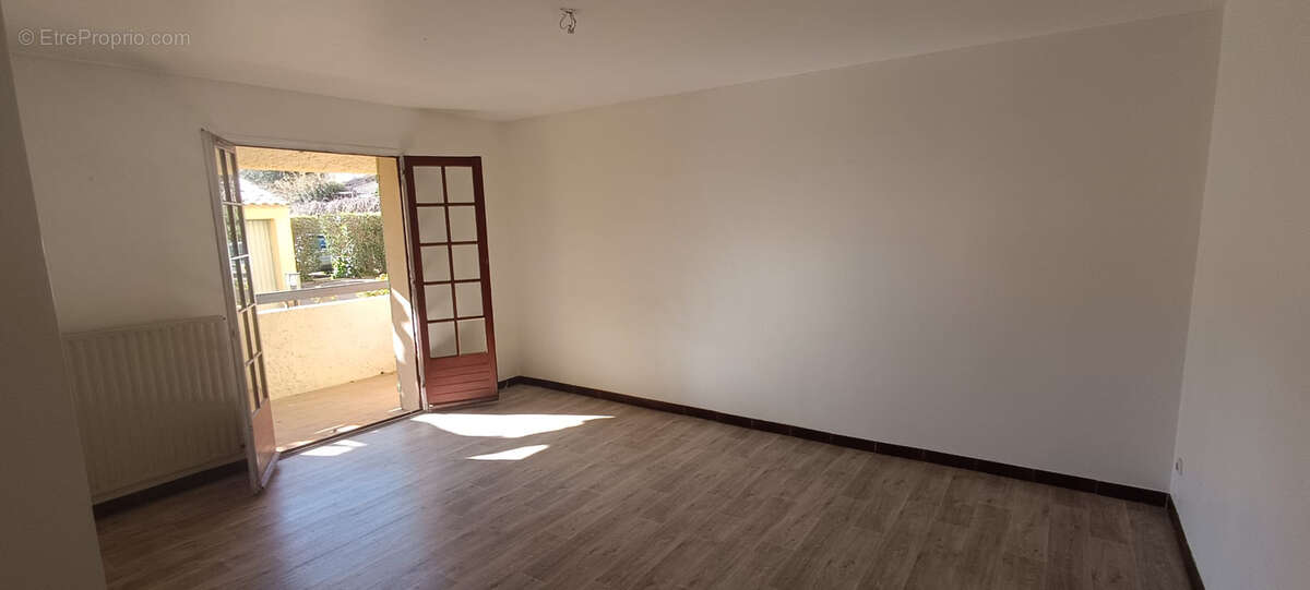 Appartement à LA VALETTE-DU-VAR