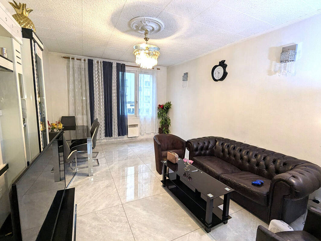 Appartement à NOISY-LE-SEC