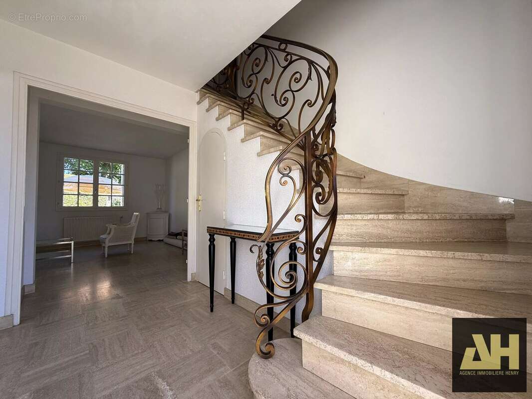 Maison rive droite - 4 chambres - 95 m2 - photo 8