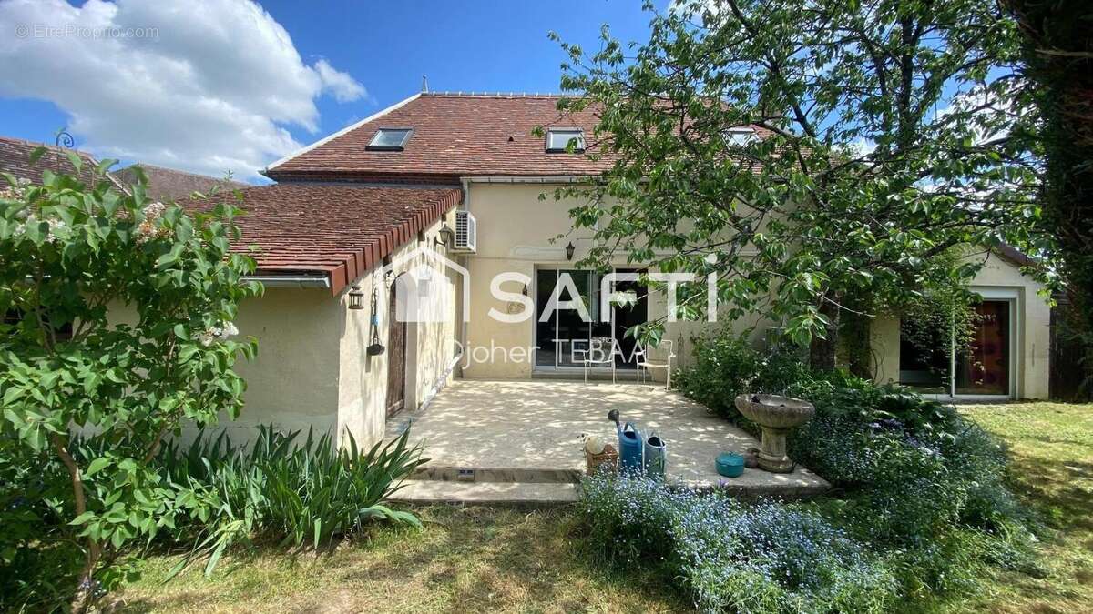 Maison 91 m² à Belhomert-Guehouville  - photo 2