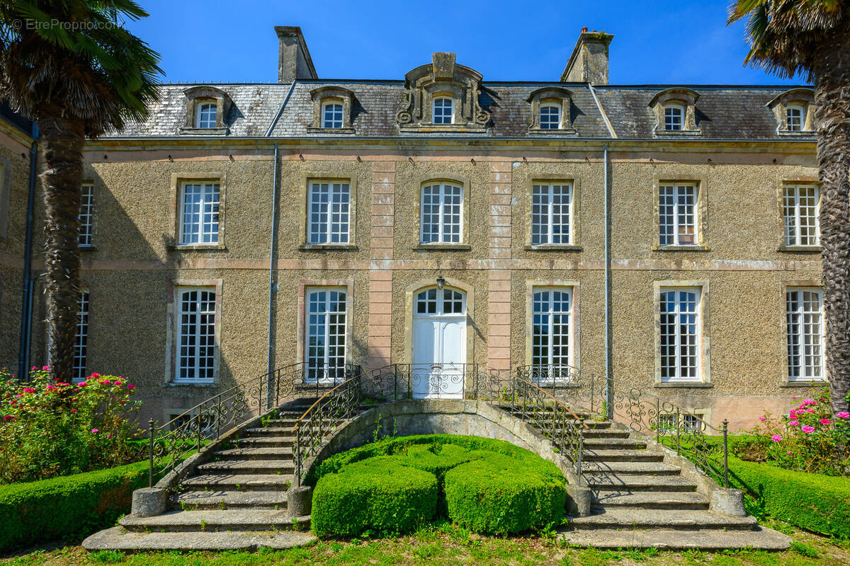 Appartement à AUMEVILLE-LESTRE