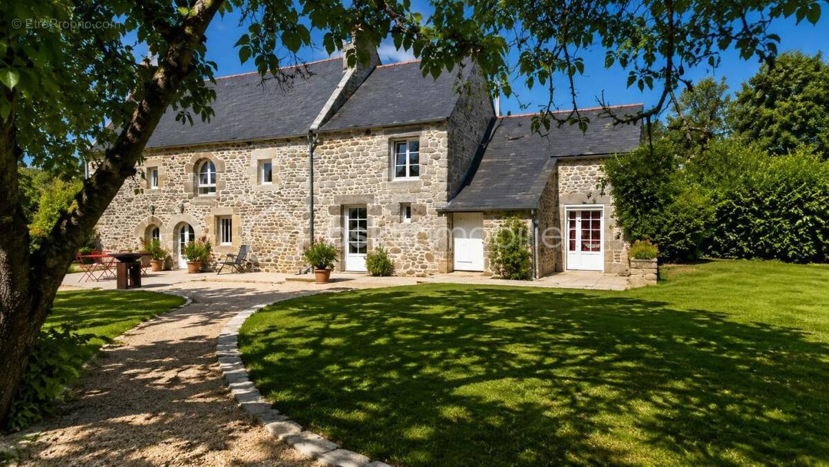 Maison à LANGUEDIAS