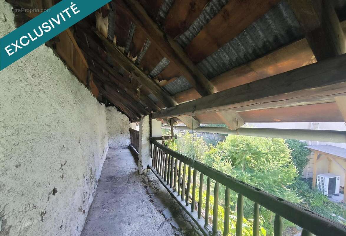 Maison 119 m² à Saint-Martin-De-Queyrieres  - photo 8