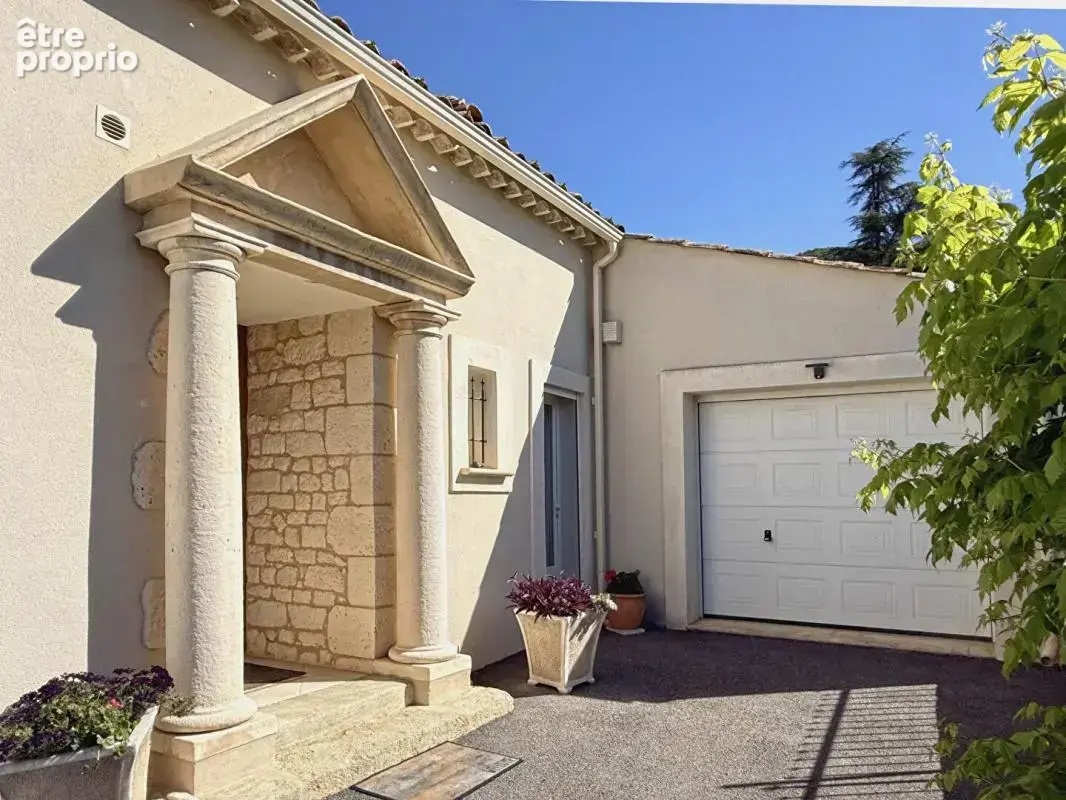Maison haut de gamme 4 chambres 182 m2 + garage et dépendances - photo 17